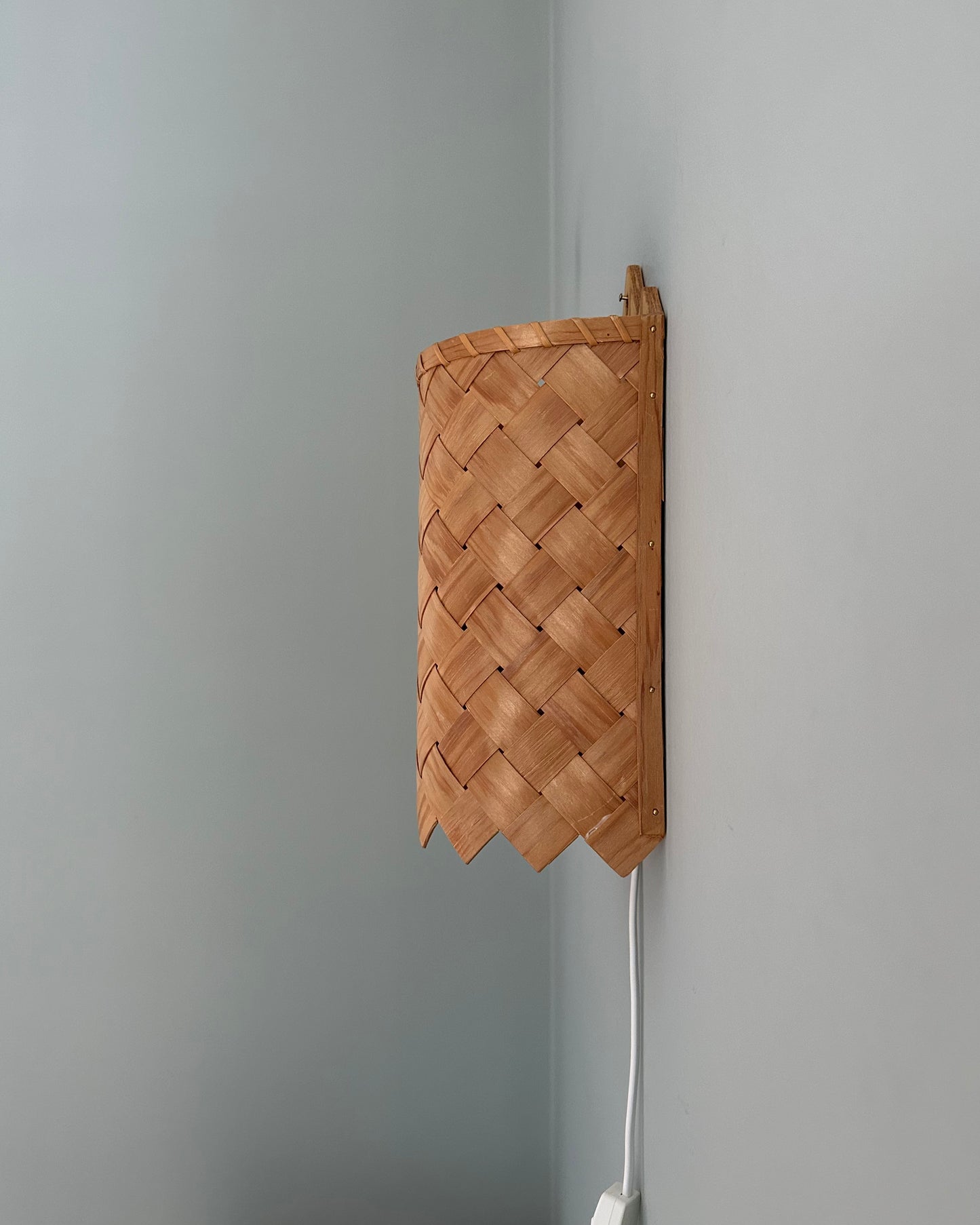 Pine Wall Light