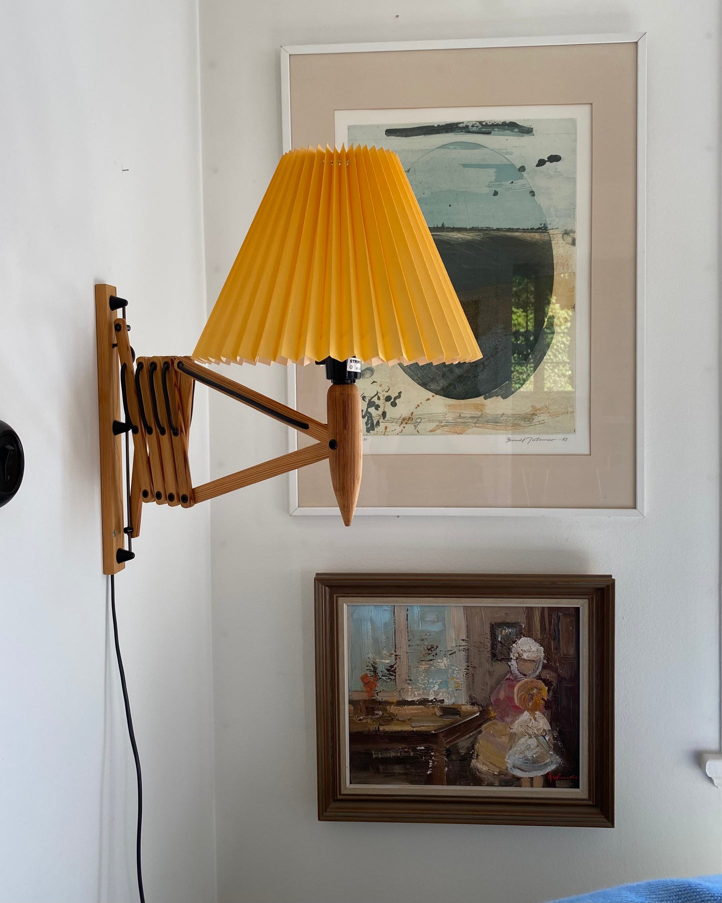 Strini Scissor Wall Lamp