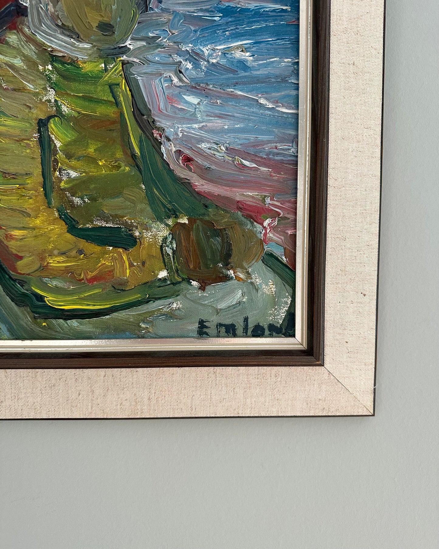 Sitting Woman - Emland