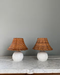 Load image into Gallery viewer, Pair of table lamps with rattan shades