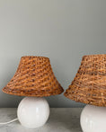 Load image into Gallery viewer, Pair of table lamps with rattan shades