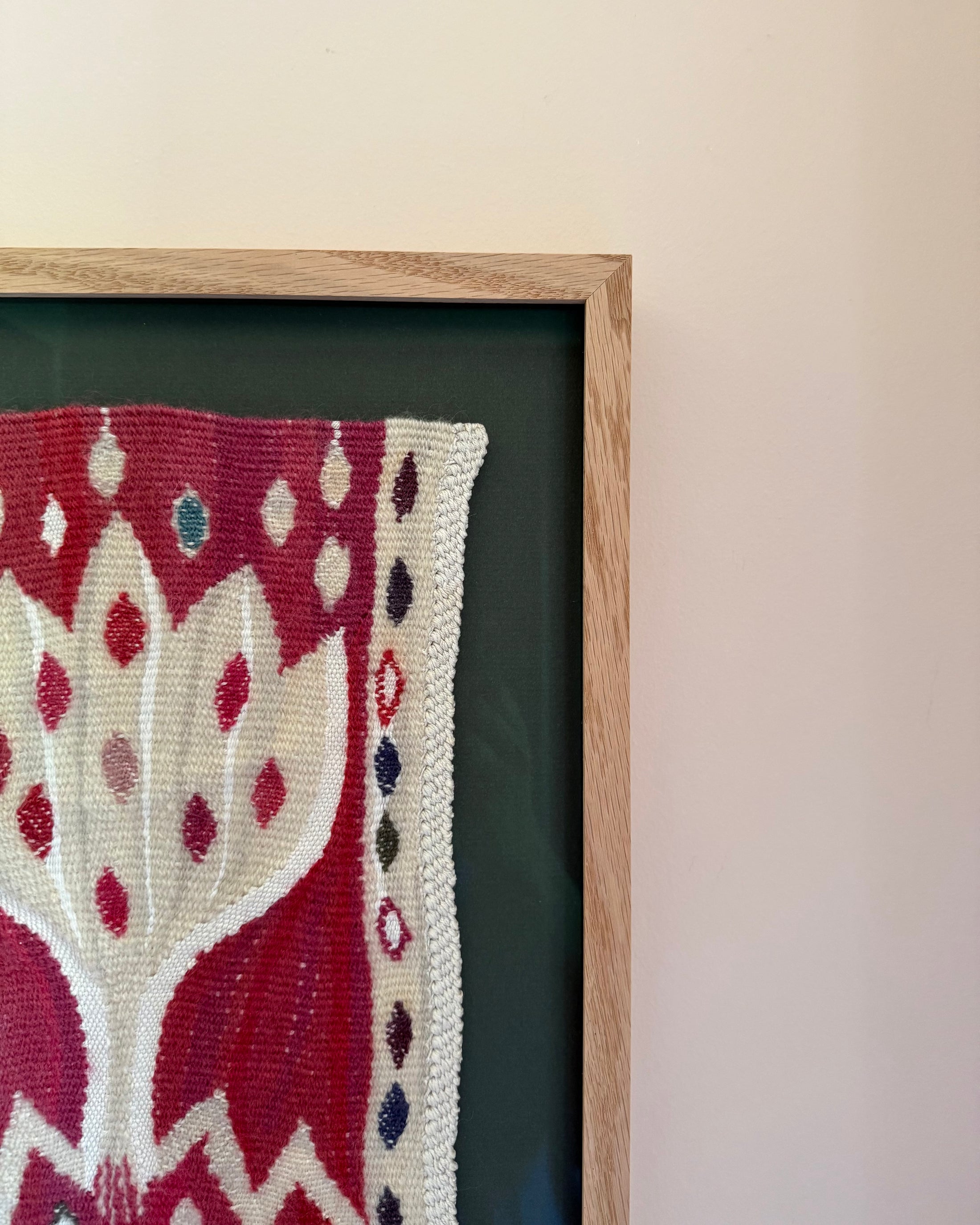 Framed Vintage Tapestry - Crocus röd by Ann-Mari Forsberg