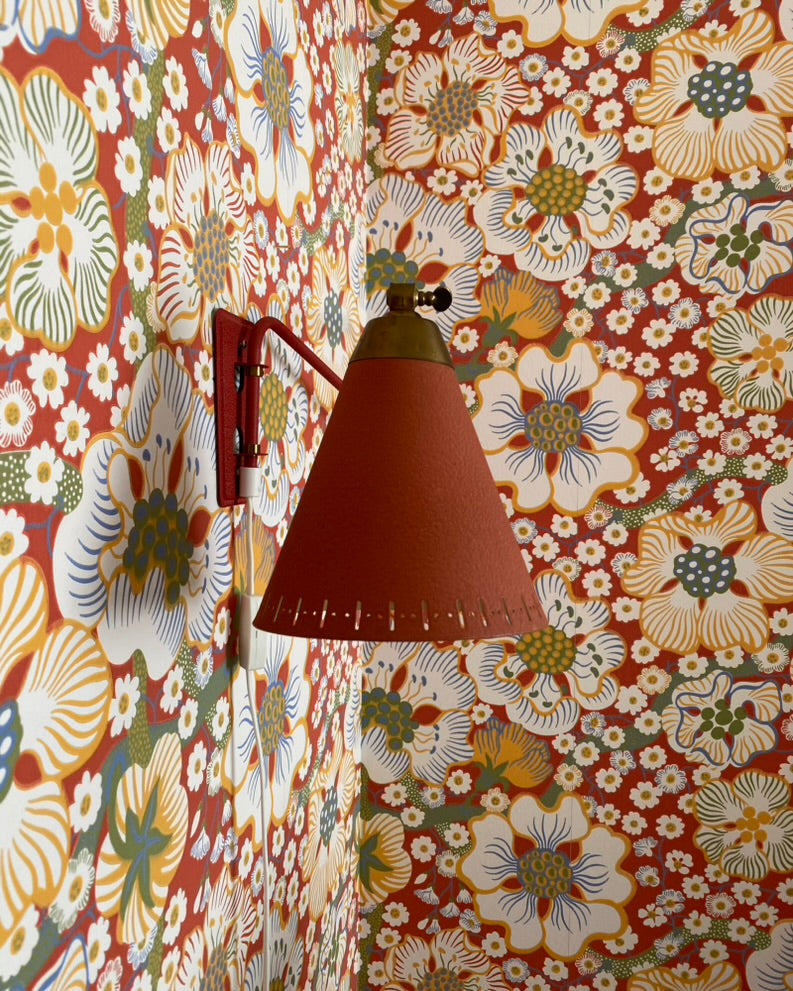 Red Vintage Wall Lamp