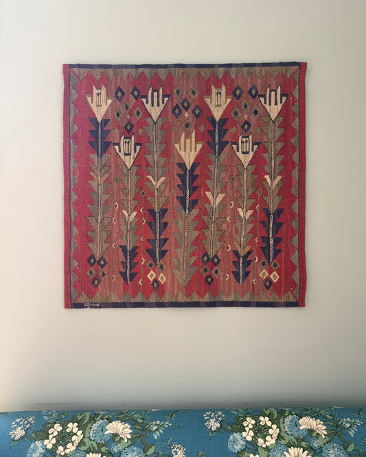 Tapestry - Röda liljan by Märta Måås-Fjetterström