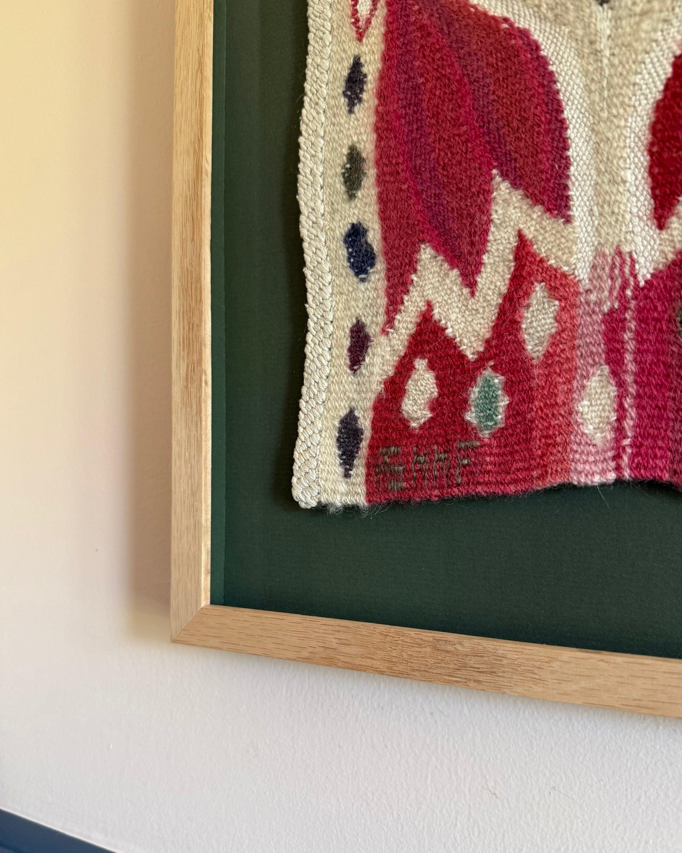 Framed Vintage Tapestry - Crocus röd by Ann-Mari Forsberg