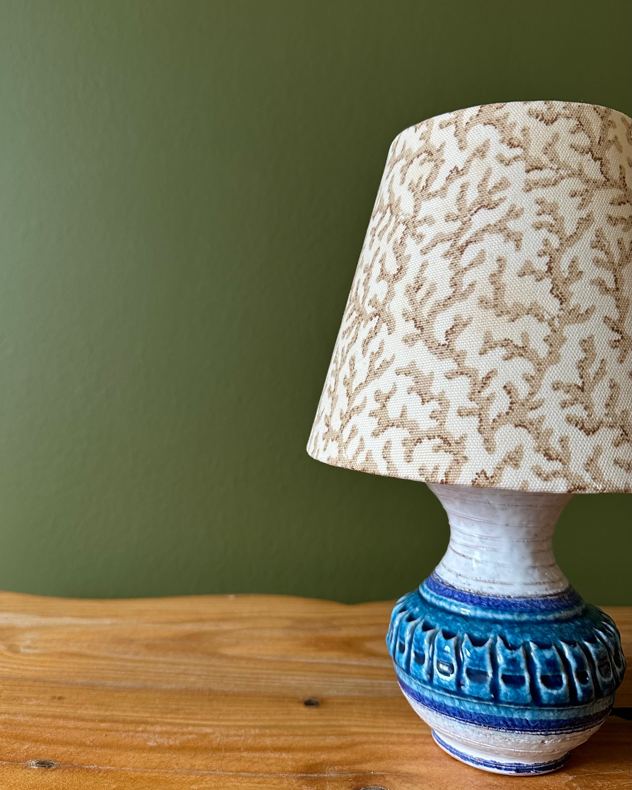 Small Vintage Table Lamp with Shade