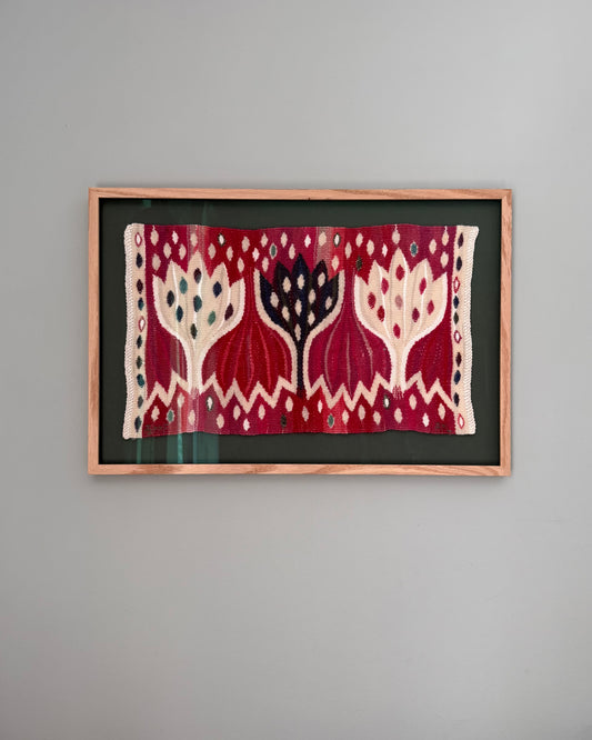 Framed Vintage Tapestry - Crocus röd by Ann-Mari Forsberg