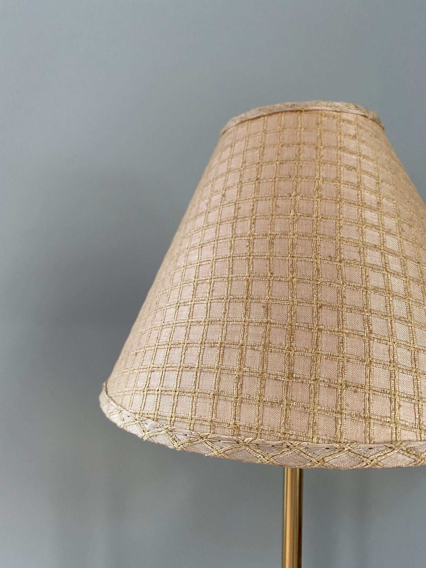 Pair of vintage brass table lamps with shade